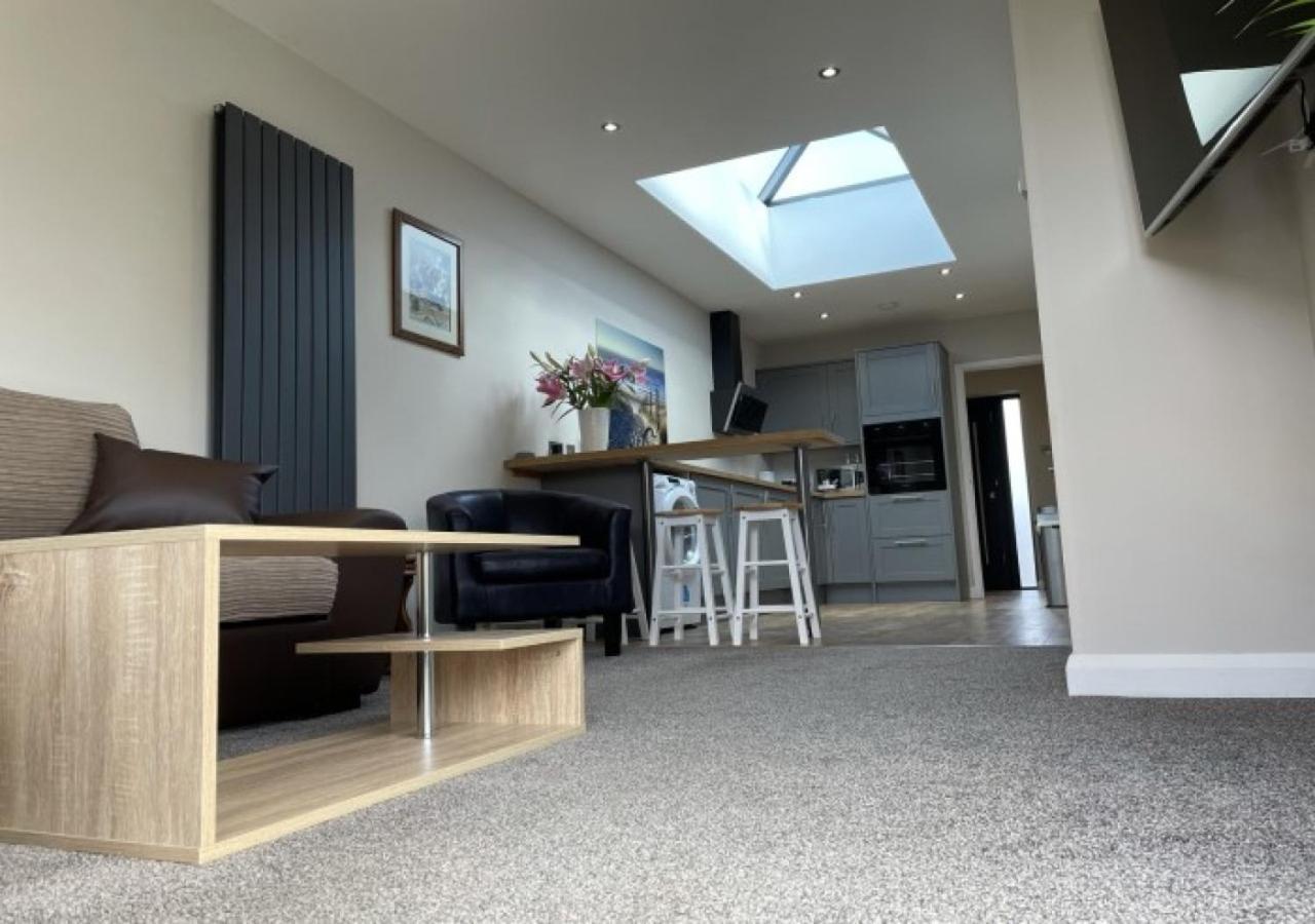 The Annexe - Pagham Apartamento Exterior foto